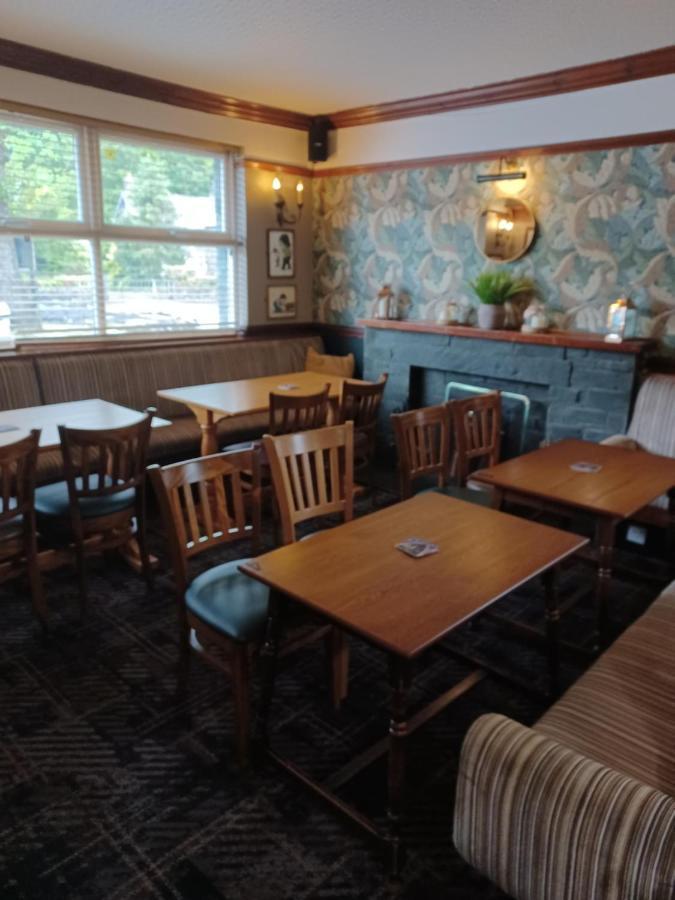 Twa Dogs Inn Keswick  Extérieur photo