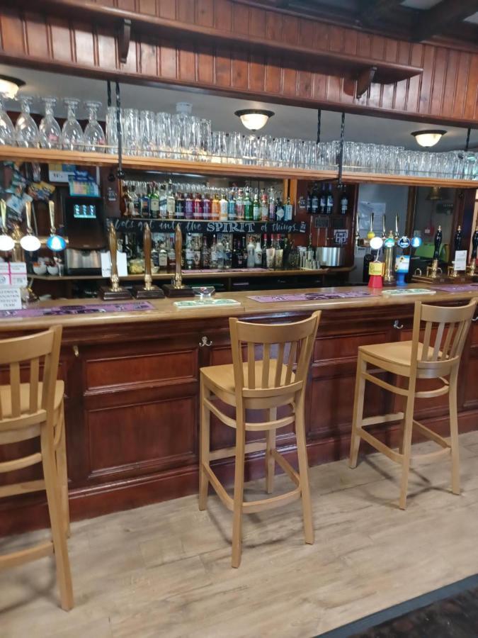 Twa Dogs Inn Keswick  Extérieur photo