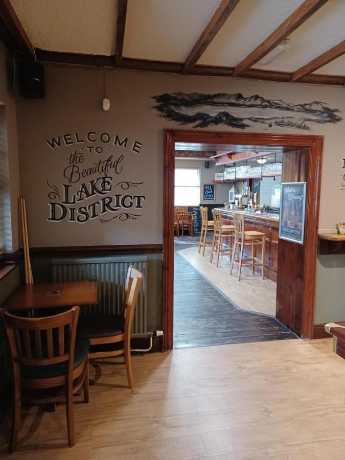 Twa Dogs Inn Keswick  Extérieur photo
